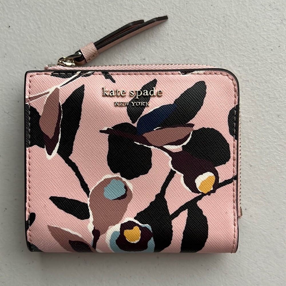 Kate Spade Cameron paper rose small 1-zip bifold wallet